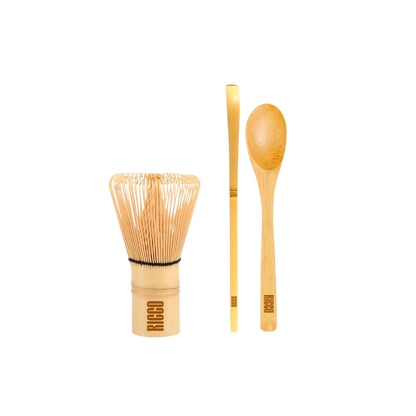 Utensilios de bambú para preparar té matcha